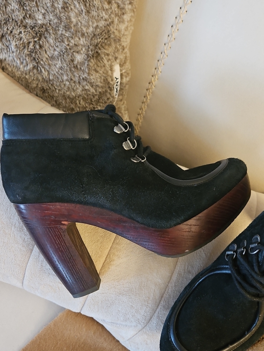 LUCKY BRAND "Cendara" Black Suede/Fur Platform Ankle Booties 9M EUC/Vintage - Picture 5 of 13